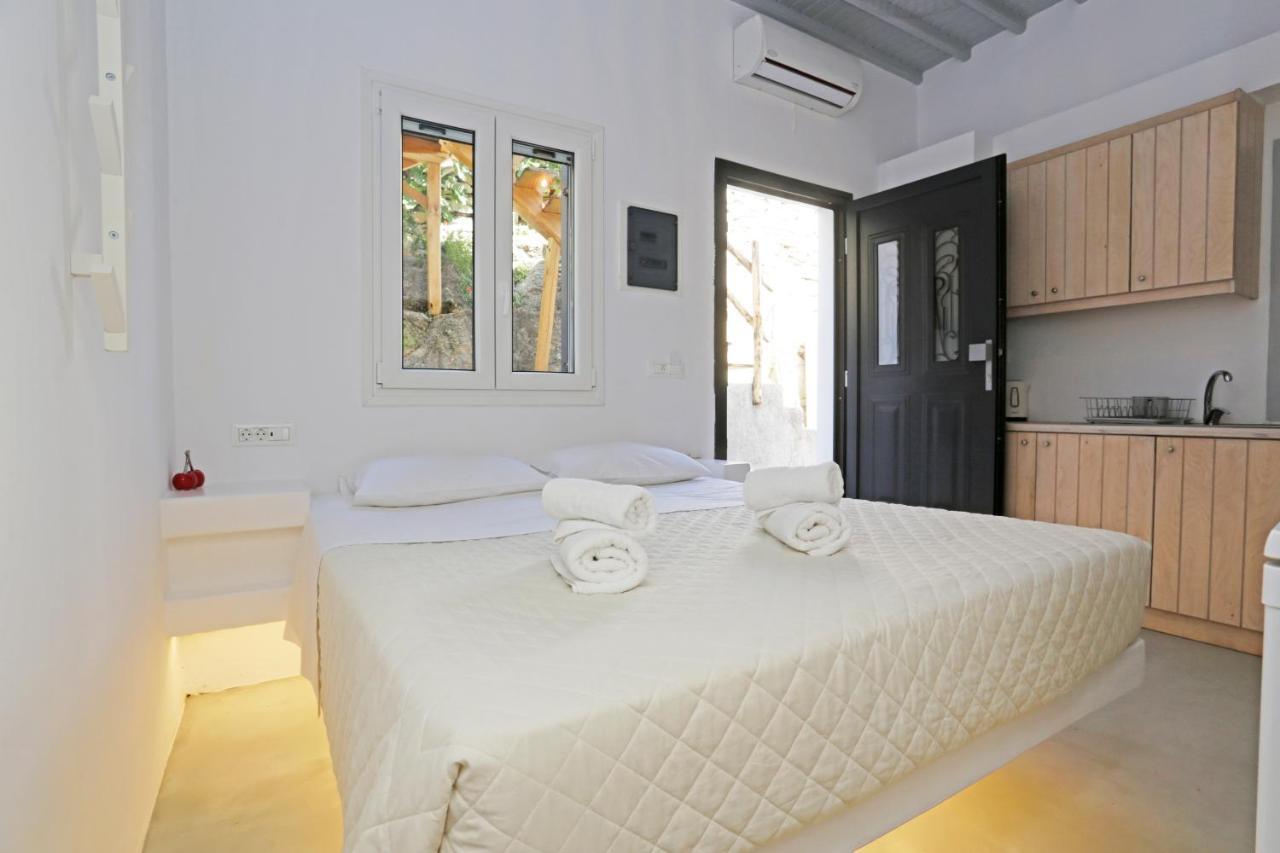 Brand New Mykonos Town Suites Екстериор снимка