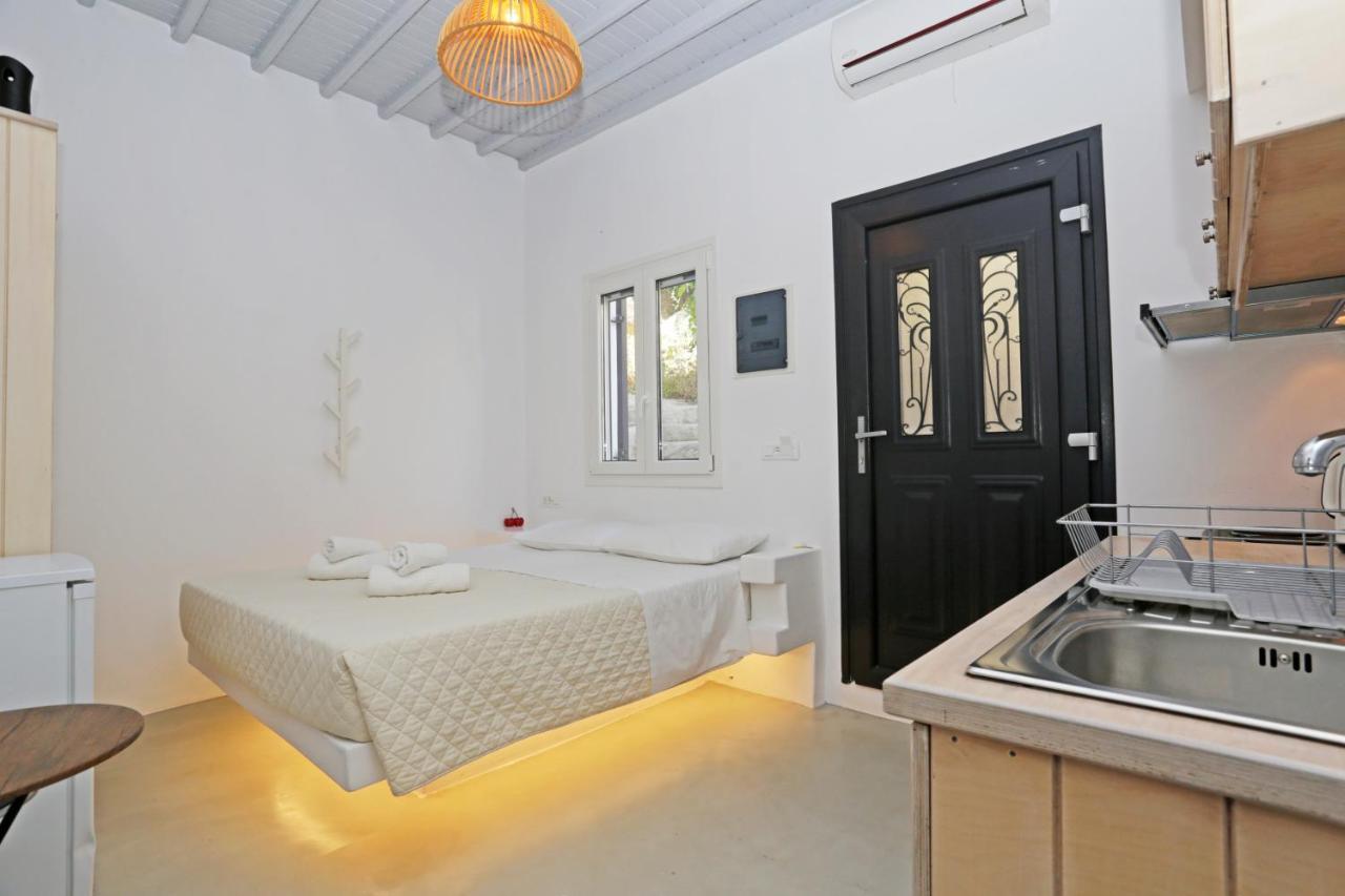 Brand New Mykonos Town Suites Екстериор снимка